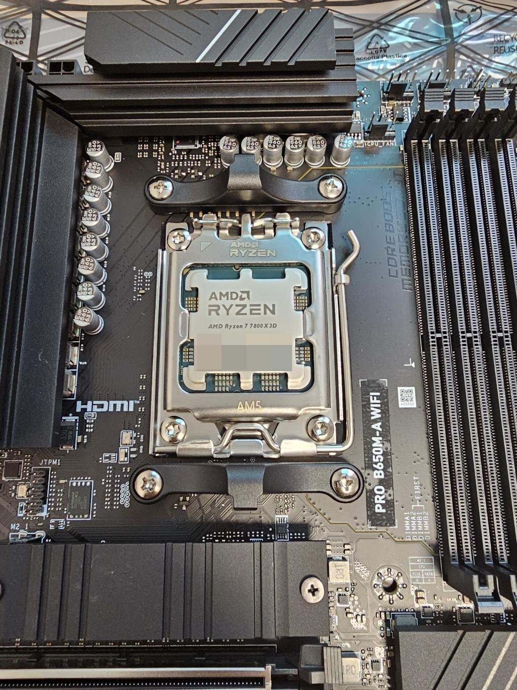 MSI_PRO_B650M-A_WIFI_cpu장착