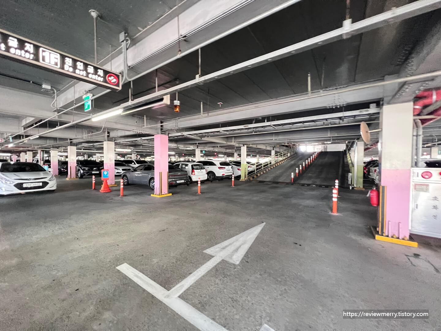 3층 주차장