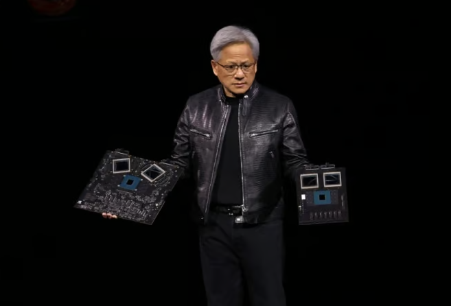 지난해 3월 GTC2024에서 생성형AI 모델을 겨냥한 차세대 GPU(그래픽처리장치) 블랙웰을 공개 중인 젠슨 황 엔비디아 CEO(최고경영자). /사진=뉴스1