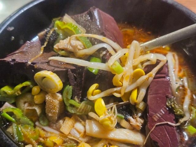 해장국 건더기 사진