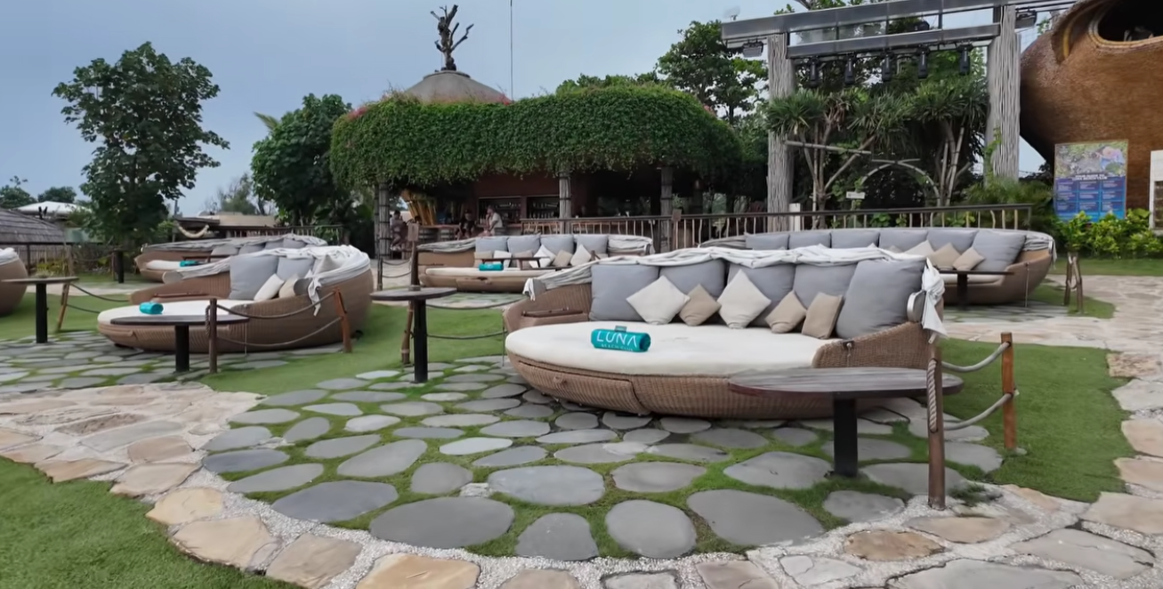 발리 루나 비치 클럽