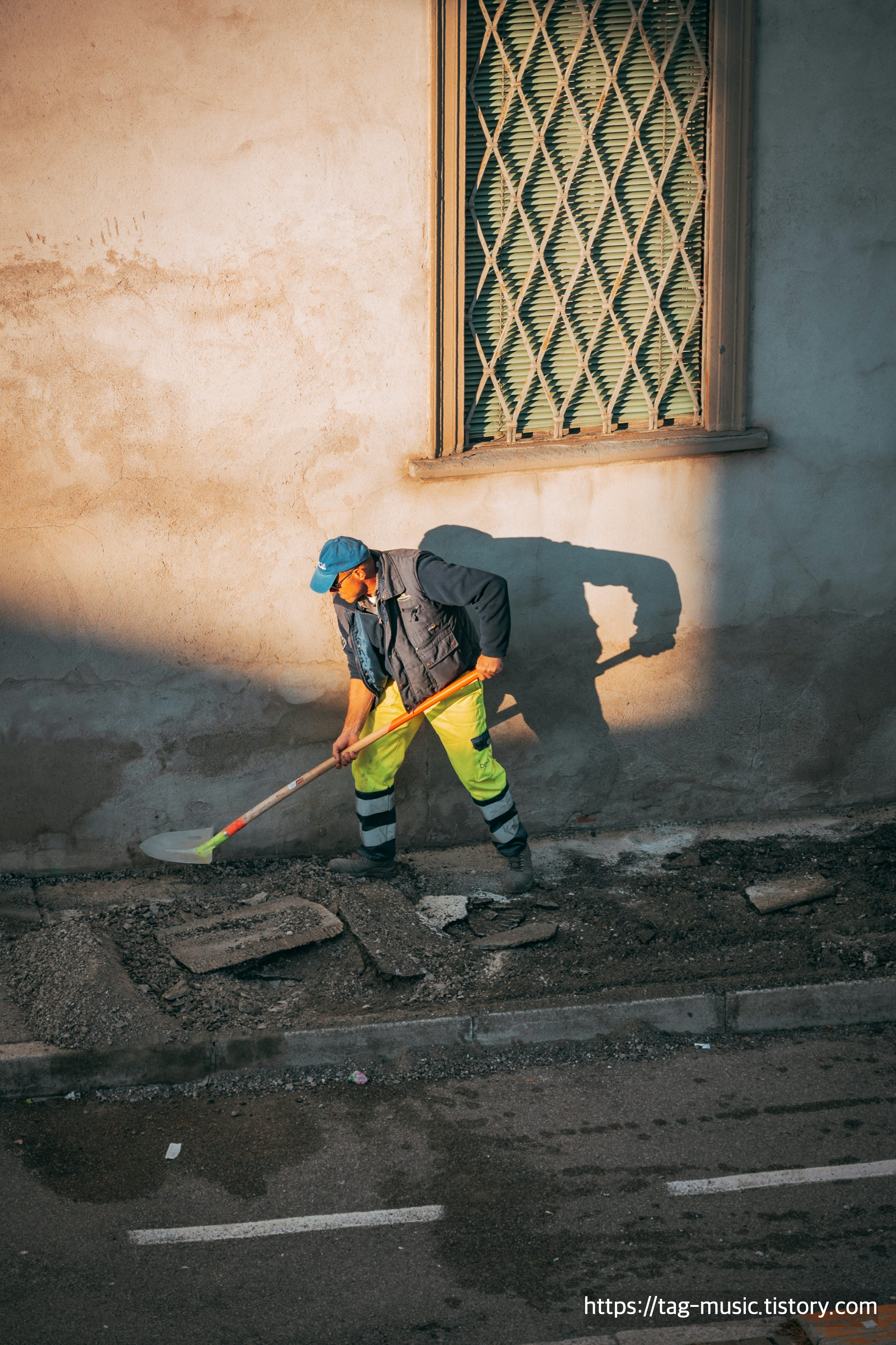 기초수급자 근로능력평가 기준표|연령 건강 학력별 근로가능 판정 기준 인포그래픽