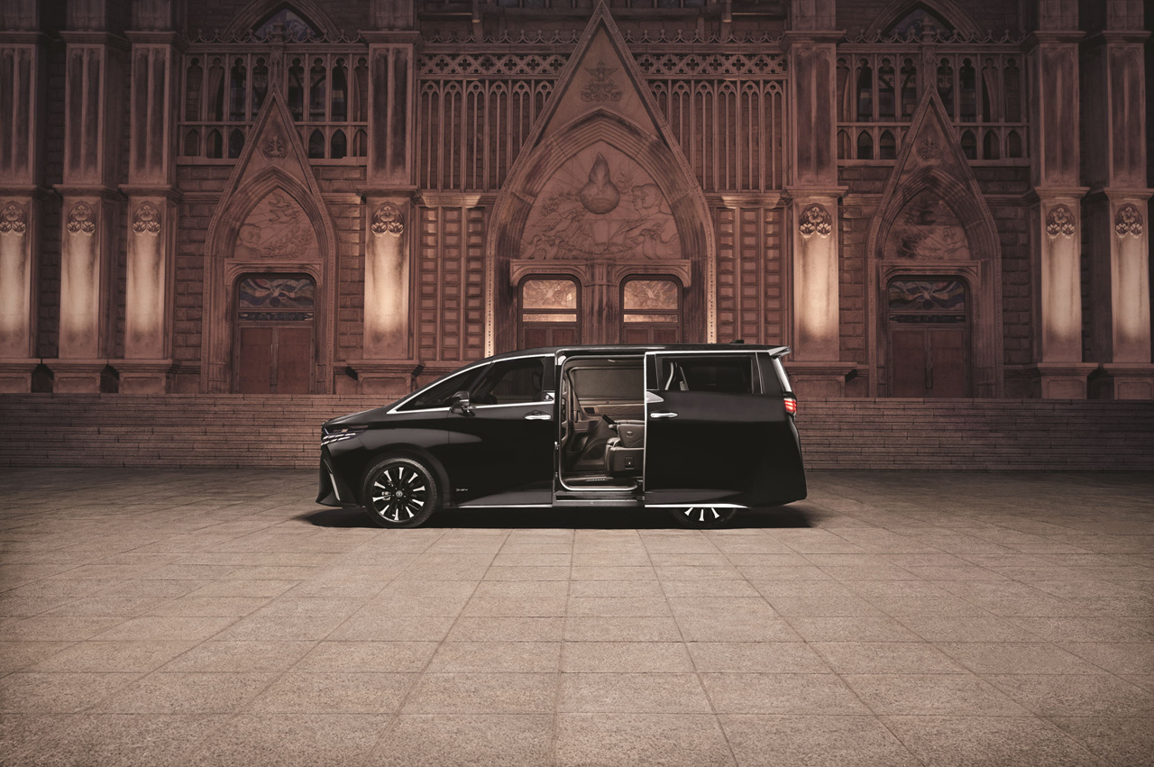 2024 토요타 알파드 하이브리드 포토