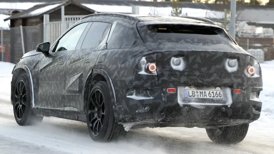 메르세데스-AMG 전기 SUV 테스트카