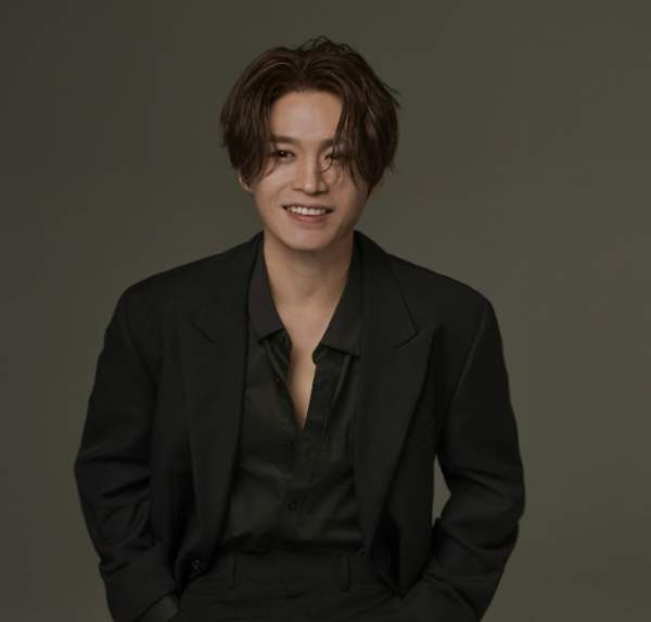 김기태 가수, &lsquo;1등들&rsquo; 눈물의 역전승... 파이널 끝장전 진출 및 신곡 &lsquo;서약&rsquo; 발매 소식