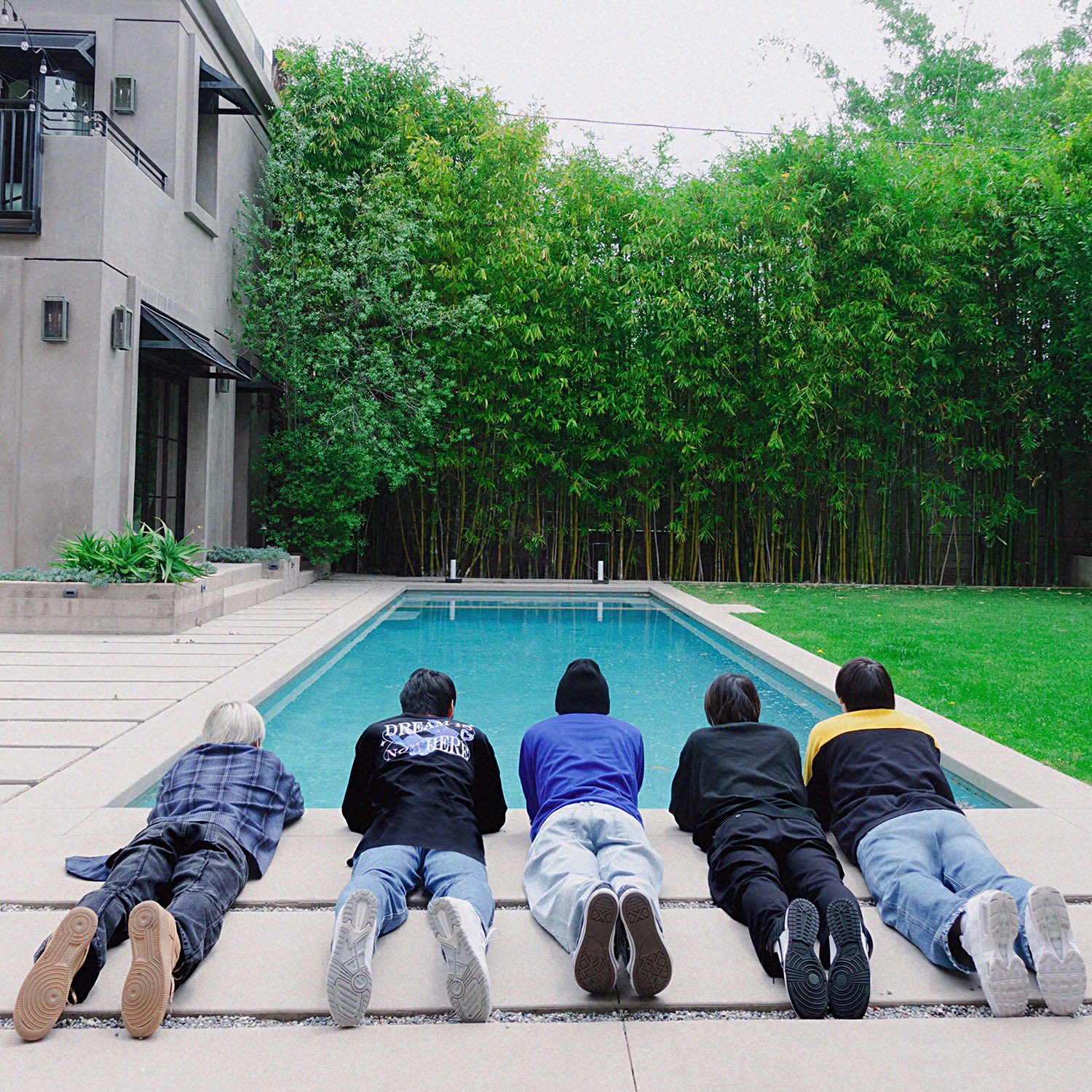 조나스 브라더스 'Happiness Begins' 앨범커버 / TXT SNS