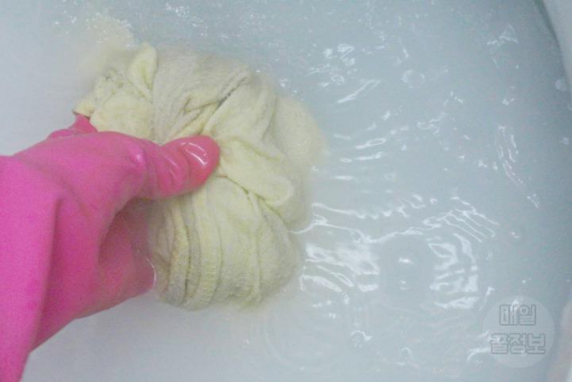 봄맞이 대청소 통돌이 세탁기 세탁조 통세척 하는 방법 걸레