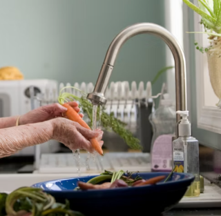 류마티스 관절염 초기증상 치료 원인 예방법