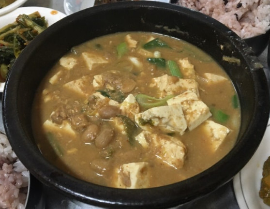 남겨서뭐하게 아산 밥 주는 민박집 시골밥상