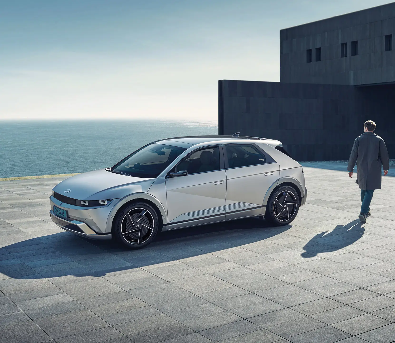 현대 아이오닉 5의 전체 외관 모습