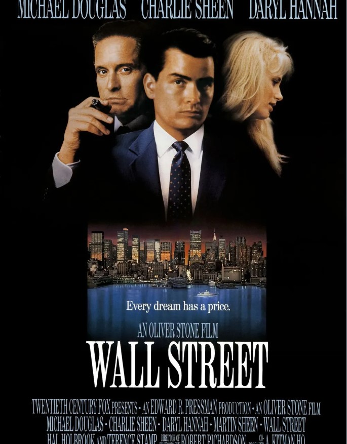 단순한 금융 스릴러를 넘어, 1980년대 자본주의 사회의 핵심 가치와 윤리적 딜레마를 심도 있게 다룬 <월 스트리트>.