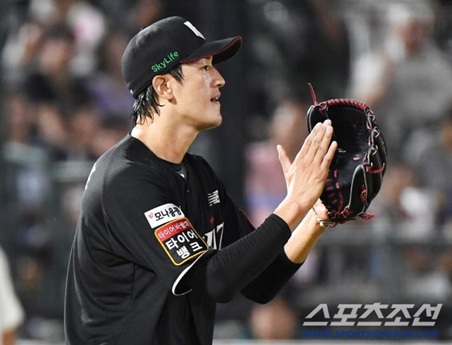 KT 7 : 2 롯데 (사직) 1