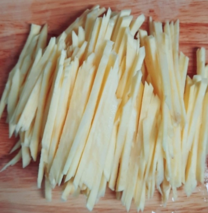 한국의 떡 종류 순채떡-고구마채