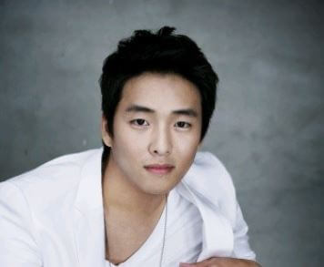 김혁 동생 김동윤