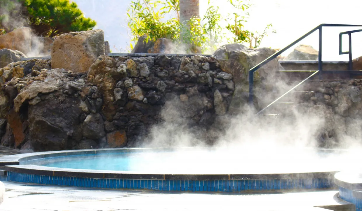 제주도-부모님과-어행-삼방산-탄산온천-야외-온천탕