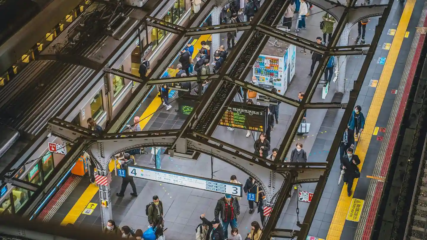 우메다 역에서 우메다 스카이 빌딩까지 가는 방법은?