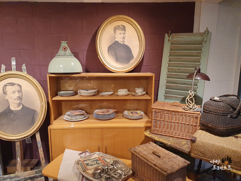 쿠라우니 신사역 인테리어