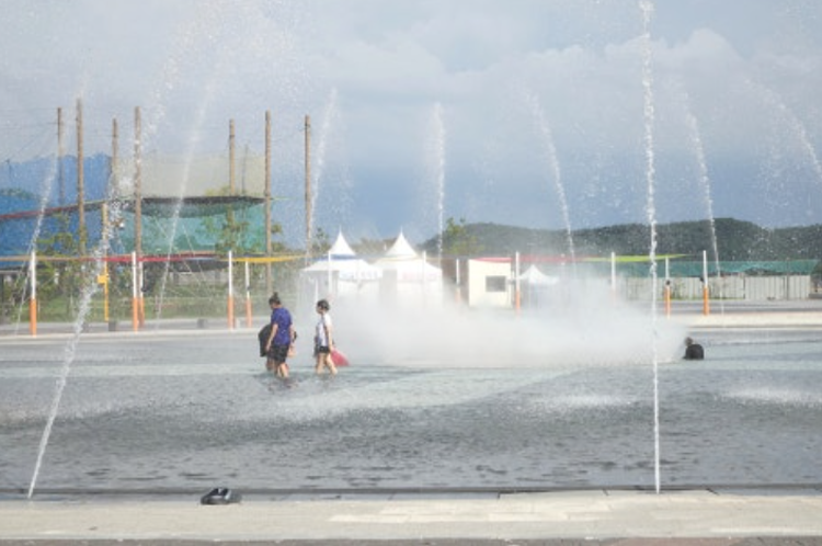 남당항 해양분수공원