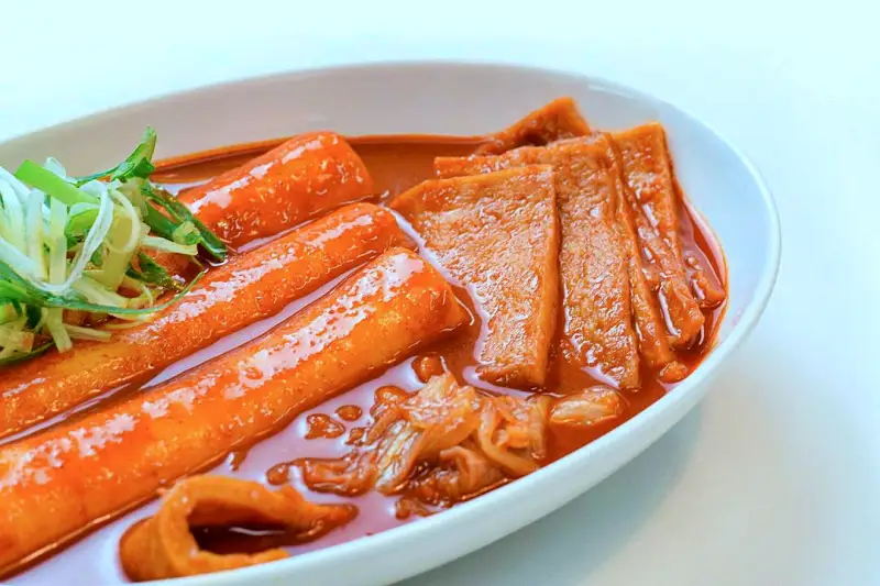 돈 잘버는 젊은사장 부드러운 매콤함 로제떡볶이, 가래쌀떡볶이 맛있는 떡볶이집 신당동 떡볶이 맛집 서장훈 주우재 추천 소개