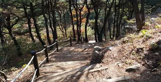 아미산