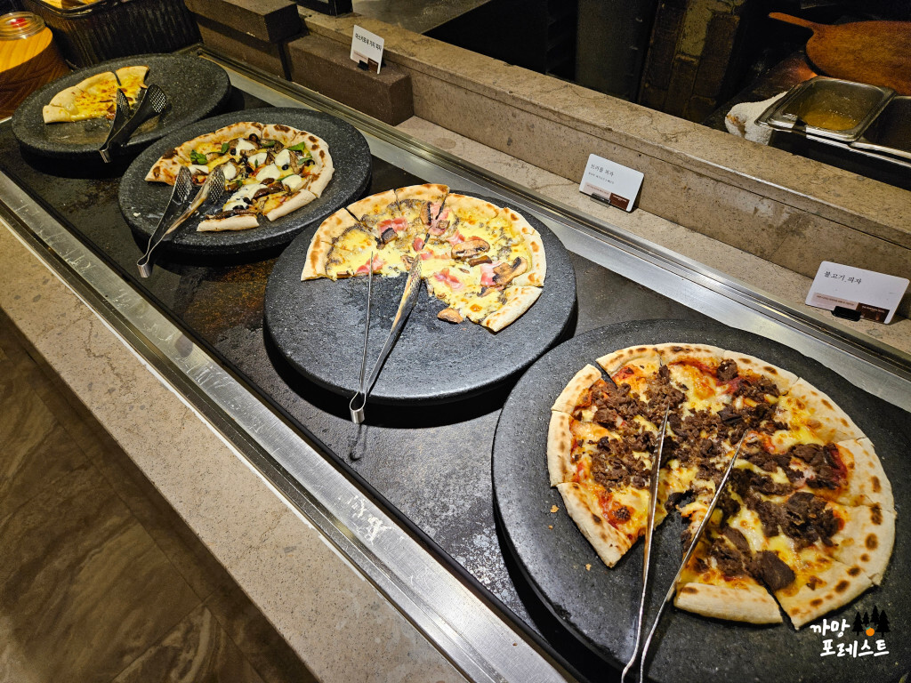 더 리버사이드 호텔 뷔페 피자