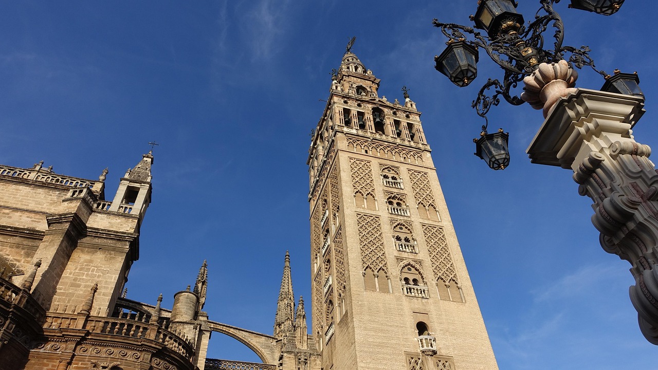 히랄다탑 (La Giralda)
