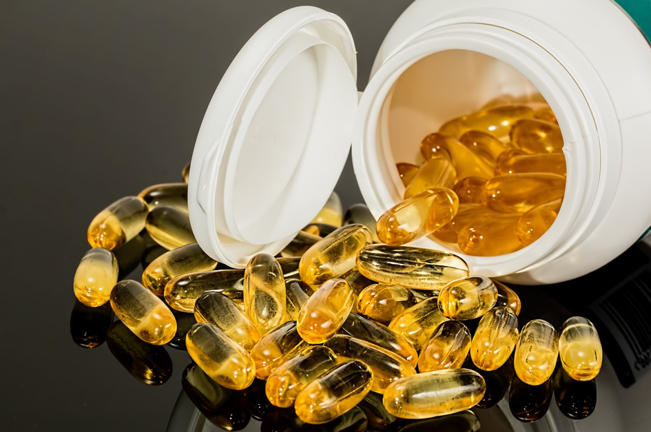 혈관,뇌,눈 건강까지 챙기는 오메가3의 효능과 복용방법 완전 가이드