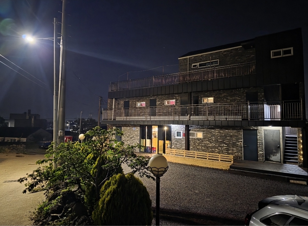 명월루나게스트하우스 밤풍경