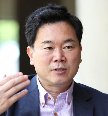 김승수 국회의원 프로필 나이 고향 학력 재산 페이스북