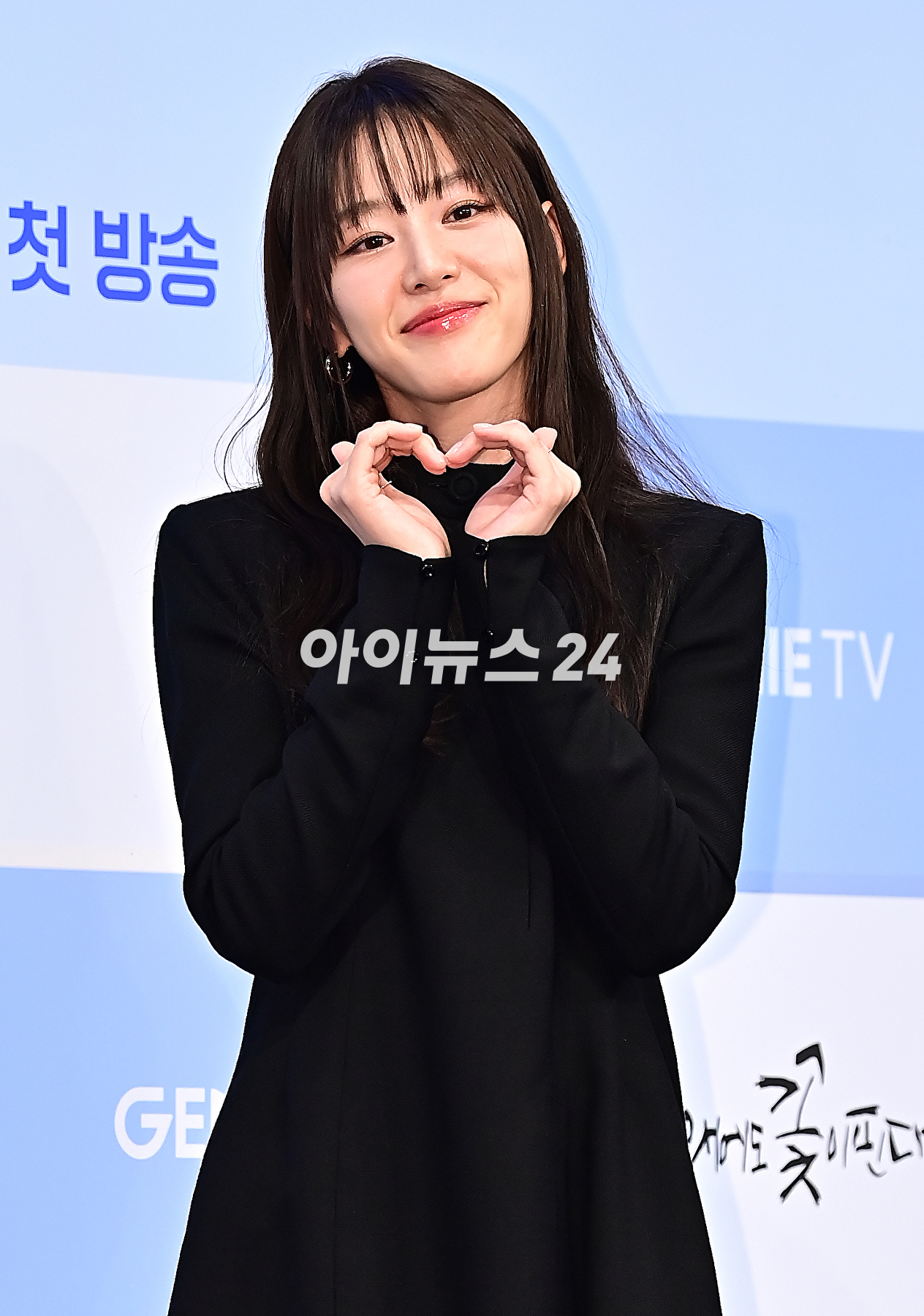 배우 이주명이 20일 오후 서울 신도림 디큐브시티 더 세인트에서 열린 ENA '모래에도 꽃이 핀다' 제작발표회에서 포토타임을 갖고 있다. [사진=곽영래 기자]