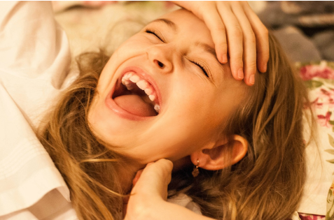 웃음이 신체와 정신 건강에 미치는 영향
