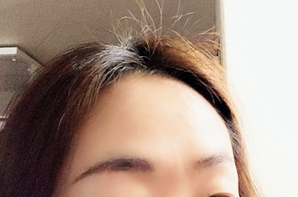 드롭비-컬러즈,-커버-픽-파운데이션-02-내추럴-베이지-바른-후의-모습