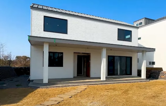 전원주택매매 급매물 제주도 - 서귀포시 표선면 가시리 / 서호동&#44; 제주시 조천읍 선흘리 / 한경면 고산리 / 한경면 용수리