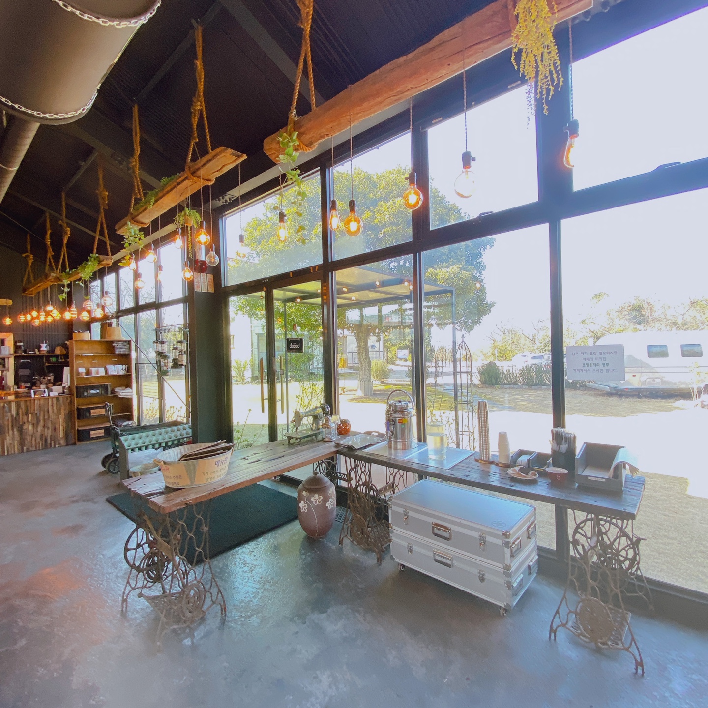 제주 조천 거문오름 2085카페