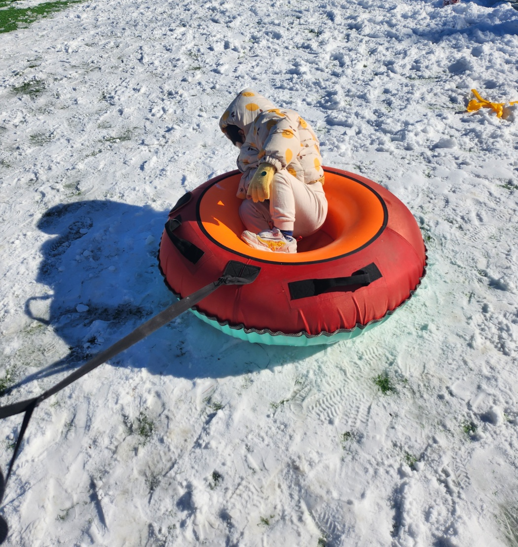 스노우-썰핑-축제-튜브