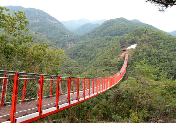 감악산 출렁다리