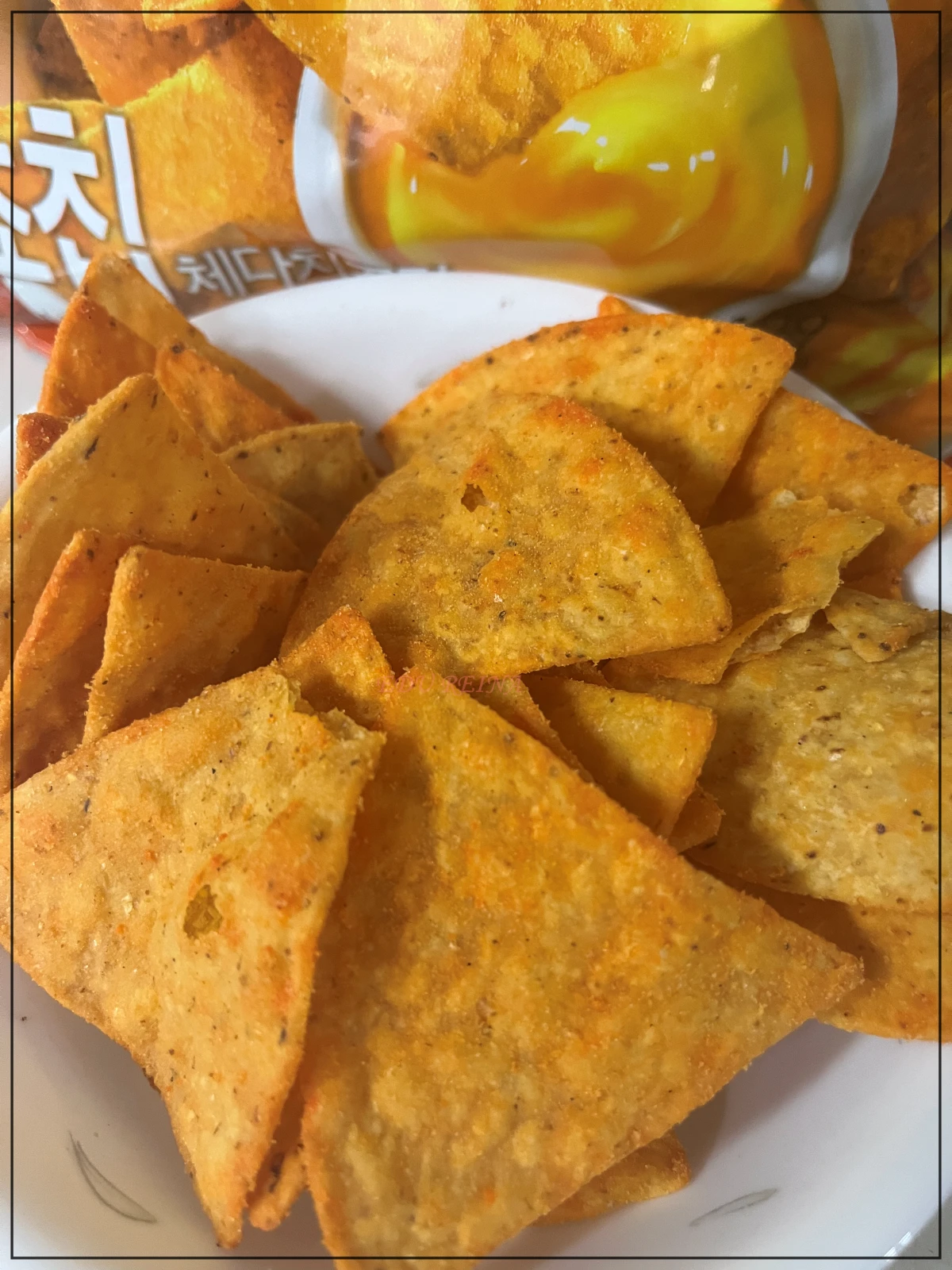 노브랜드-나쵸-체다치즈맛-과자실물