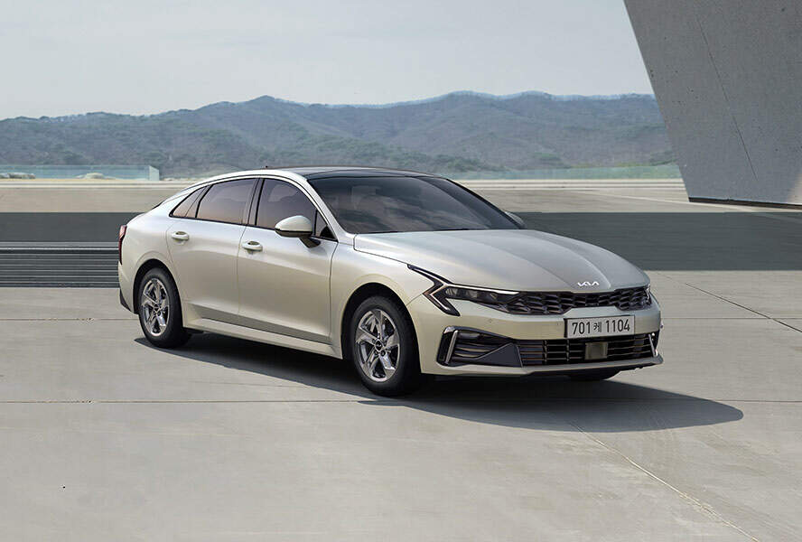 기아 k5 측면 앞면