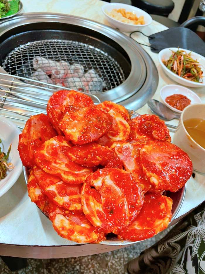 6시내고향 시청 남대문 돼지고추장구이 고향노포 고향정가게 50년 전통 동그랑땡 돼지 껍데기 꼼장어 맛집 오늘 방송 추천