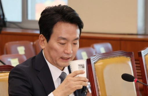 박장범 파우치