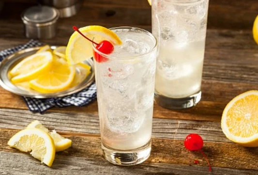 청량감-가득한-여름-상큼한-과일-하이볼로-가벼운-취기-만끽하기