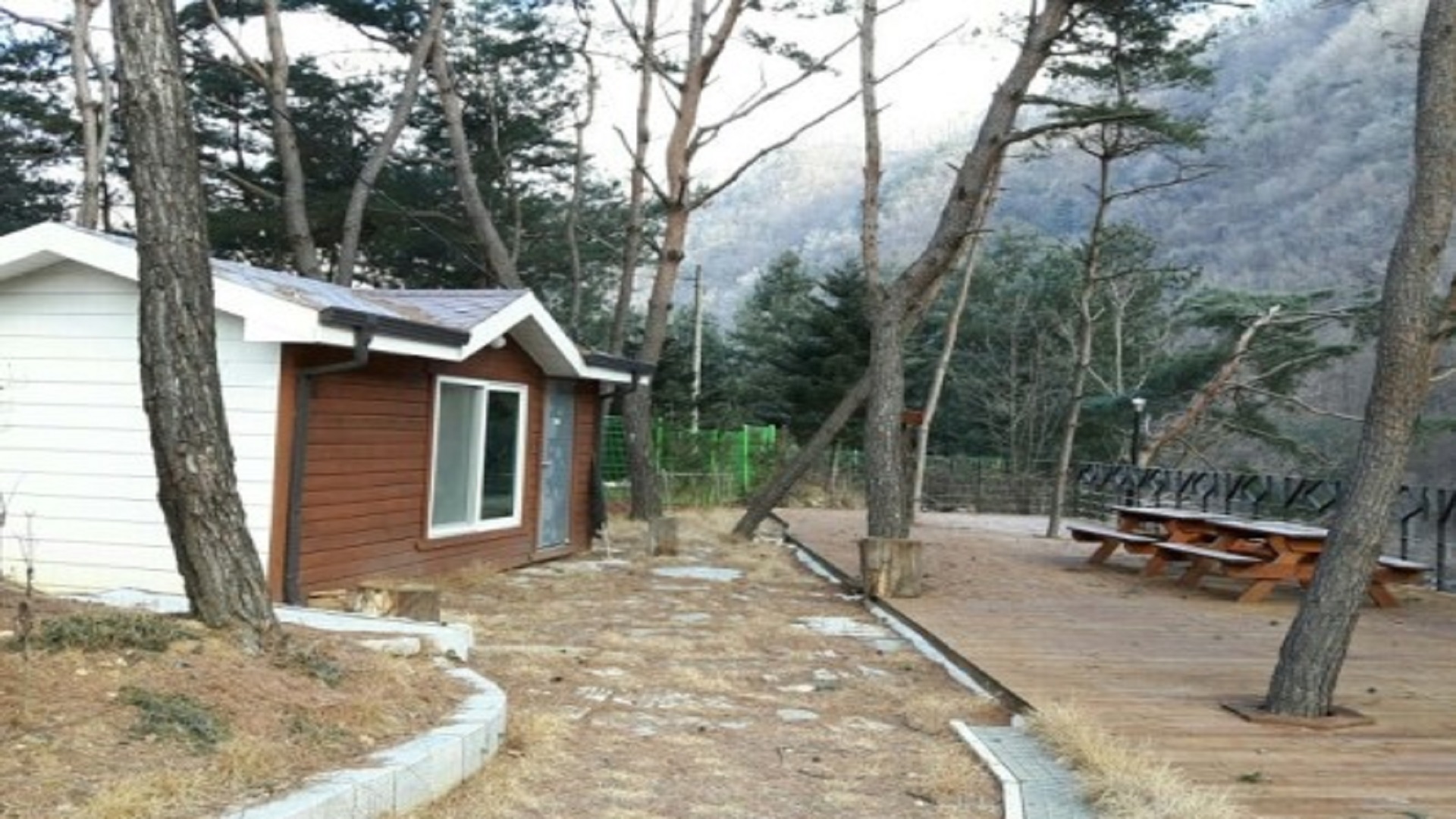 영월군 정원 캠핑장 예약 바로가기