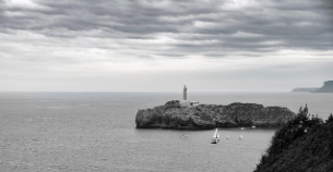 최남단 아주 작은 섬의 이미지