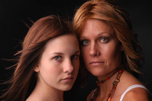 NMN의 효능 NMN[니코틴아마이드 모노뉴클레오티드]의 비밀: 젊음의 열쇠를 찾아서