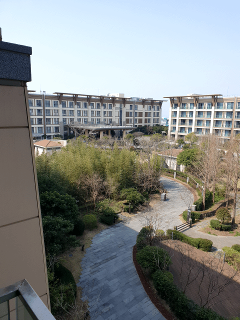 테라스에서 바라본 가족공원의 전경