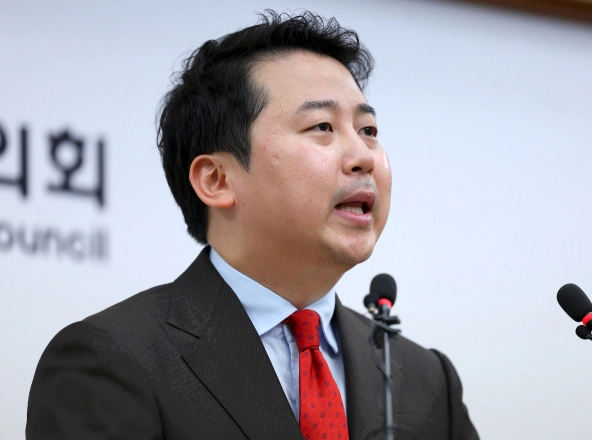 장예찬 경찰 소환 조사 슈퍼챗 논란 이유