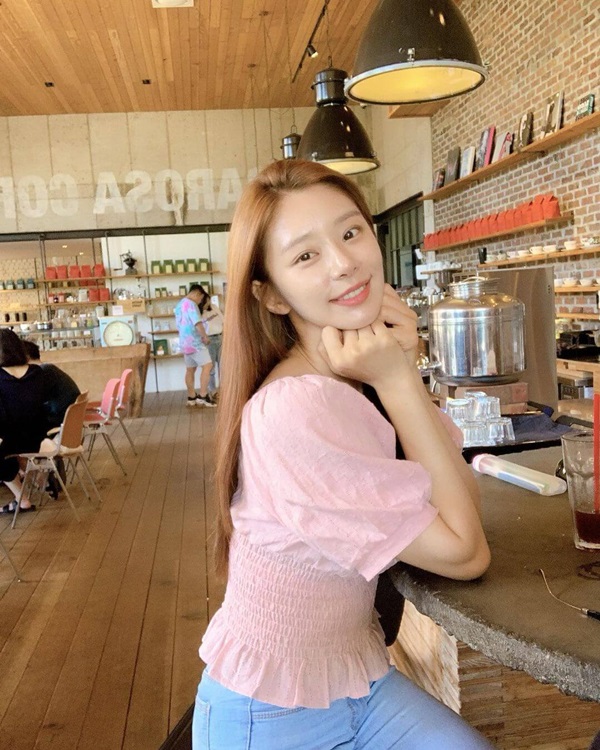 이주빈