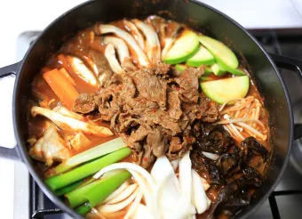 버섯전골 맛있게 만드는법으로 따뜻한전골_18