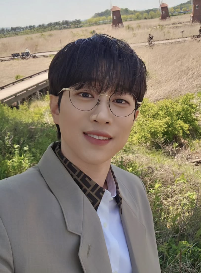 가수 안성훈 인스타그램 근황 모습