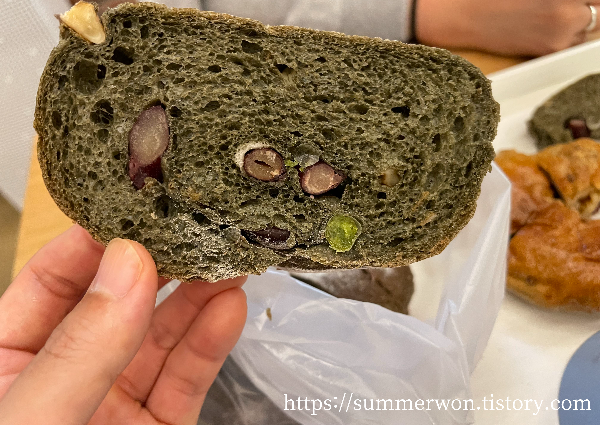 쑥 깜빠뉴 사진